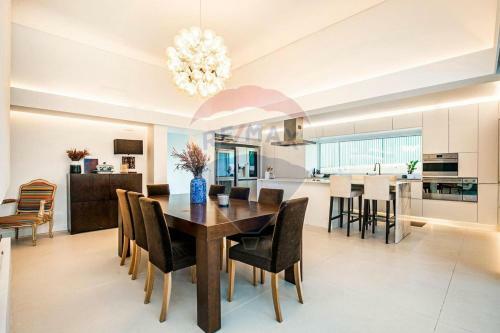 Modern 4-bed Villa 4k Beach 30k Lisbon