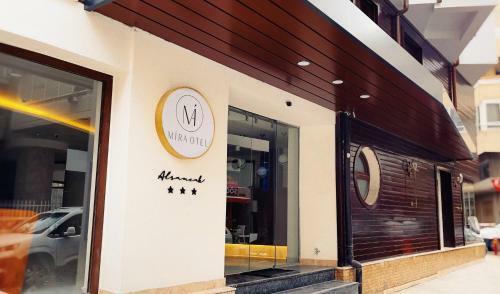 Hotel M?ra Otel Alsancak