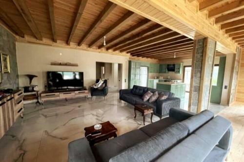 Villa A Dream Holiday Across Sumela Monastry