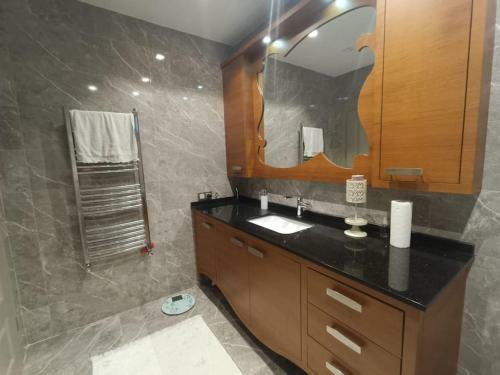 Luxury Pa?ak�y Triplex Villa + Grand Garden