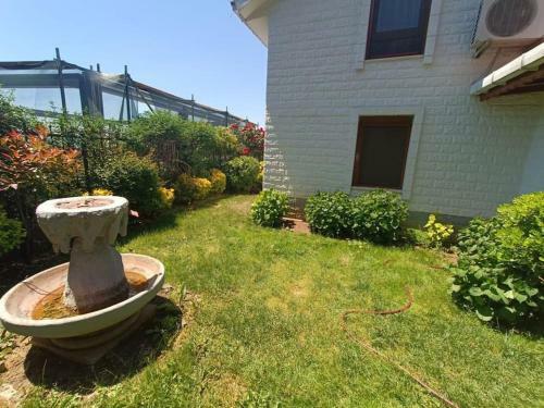 Luxury Pa?ak�y Triplex Villa + Grand Garden
