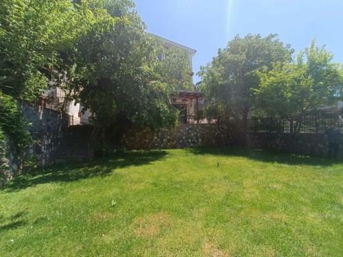 Luxury Pa?ak�y Triplex Villa + Grand Garden