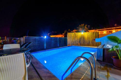 Havuz Olana?? Sunan Deniz Manzaral? Rahat Villa