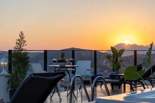 Havuz Olana?? Sunan Deniz Manzaral? Rahat Villa
