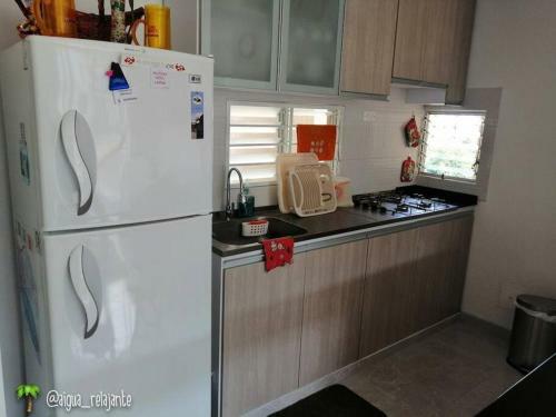 Apartamento Privado Con Piscina En Ricaurte - Girardot