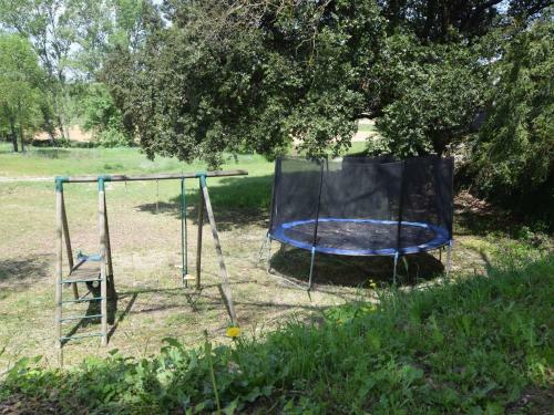 Lodge Holiday Home Chassille Lagorce