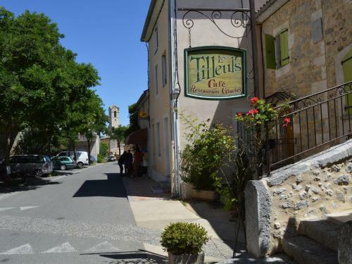Lodge Holiday Home Chassille Lagorce