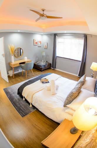 Mdumela Stays 2 Bedroom Modern City Apartment