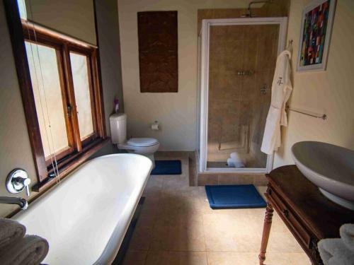 Hostal 74 On Retief Guesthouse