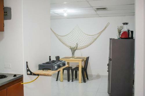 Apartamento A UNA Cuadra de La Playa Parque de Los Novios Centro