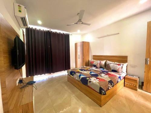 Hostal Private Fresh Water Swimming Pool, Terrace With 2 Rooms