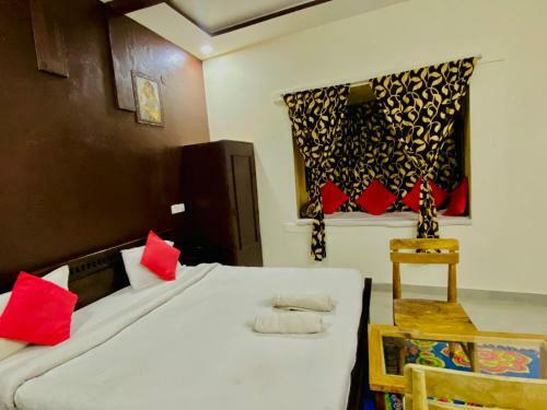 Hotel Couple House