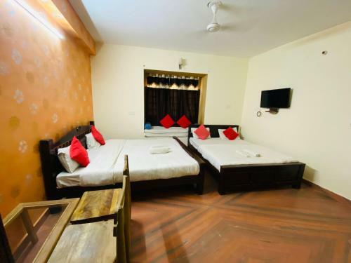 Hotel Couple House