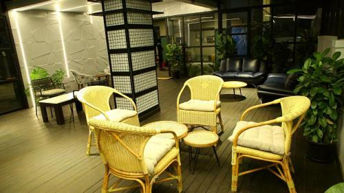 Hotel White Fern Stays