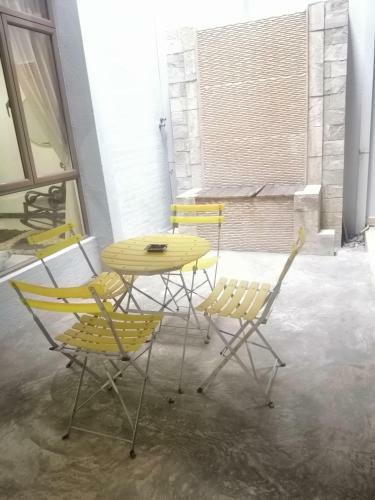 Villa D'teratak Homestay