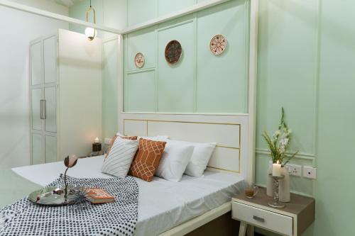 Luxury And Elegance With Three-bedroom Apartment In Central Jaipur