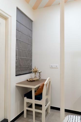 Luxury And Elegance With Three-bedroom Apartment In Central Jaipur