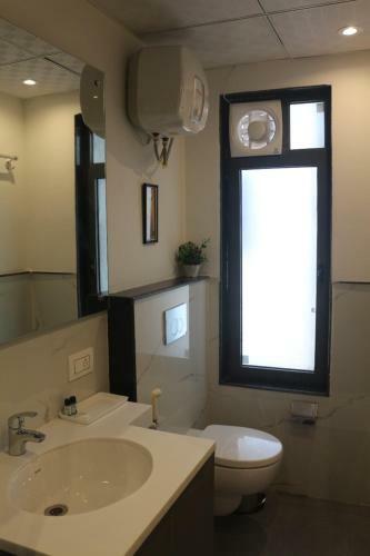 Fully Furnished Apartment With Pool