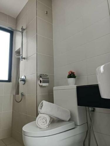 Apartamento One Tebrau, Scenery Suite By Homestayjb