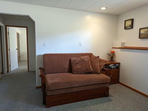 Apartamento Two Bedroom Basement Suite