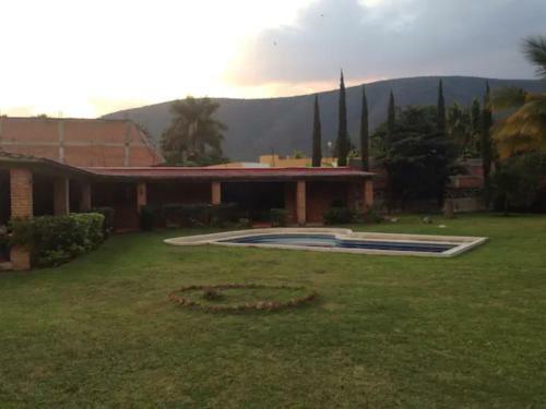 La Casa Del Kiosco Azul