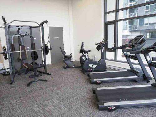 Apartamento Modern And Spacious 2 Bedroom Downtown Suite With Ocean Views