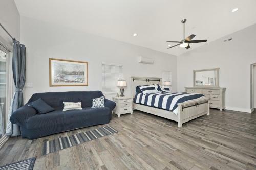 Lakeshore Paradise