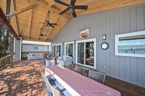 Lakeshore Paradise