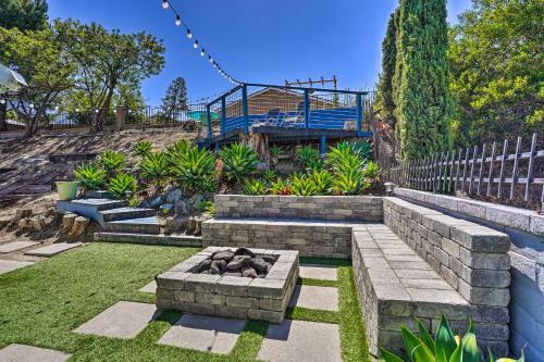 Orange County Abode With Fire Pit And Backyard!