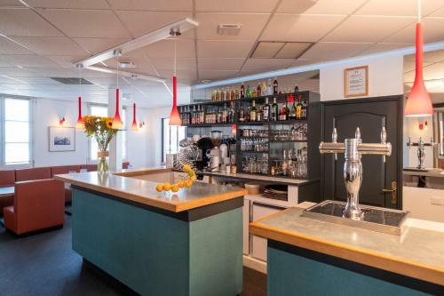 Hotel Thalacap Ars-en-r�