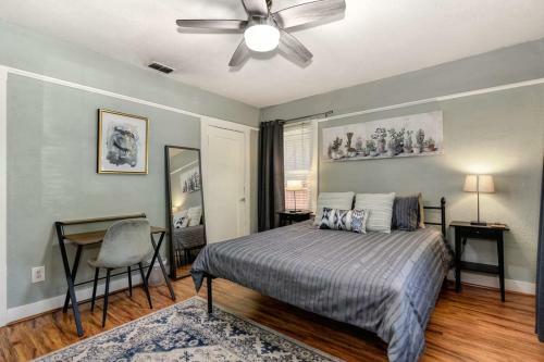 Gorgeous Midtown Get Away With Great Location
