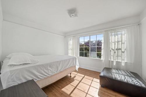 Peaceful 5 Bedroom House Sleeps 13 Free Parking