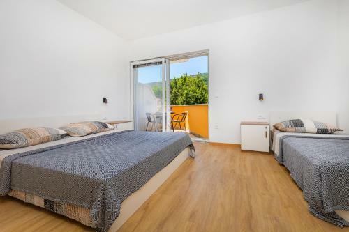 Olive Tree Apartment 1