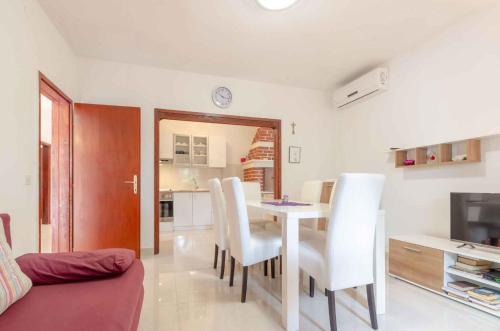 Holiday Home In Blato Insel Korcula 6411