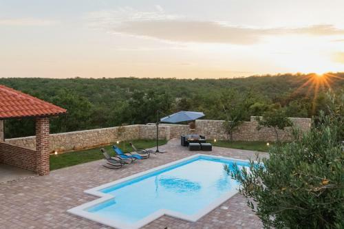 Villa Guest House Mistral