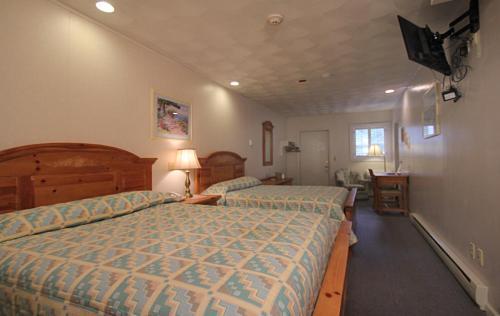 Hotel Hamilton Village Inn