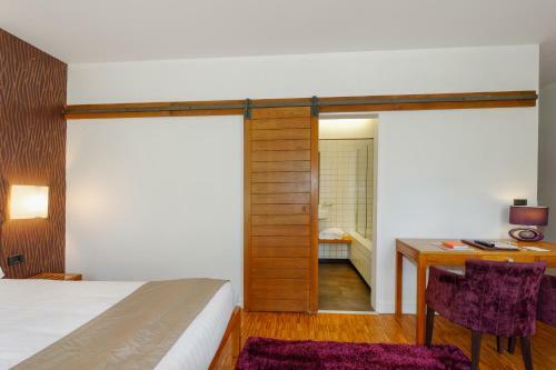 Hotel Domaine De Barres
