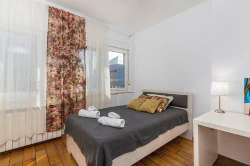 Apartment In The Center With Two Bedrooms
