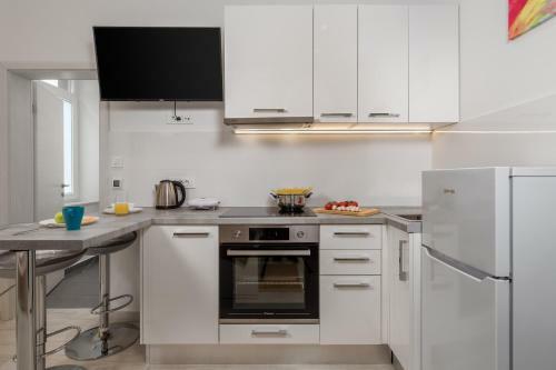 Lux Apartments
