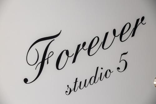Apartment & Rooms Forever 2