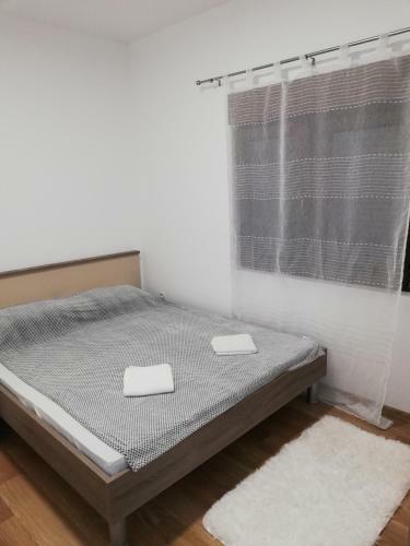 Apartmani I Kamp Turanj-?amuga