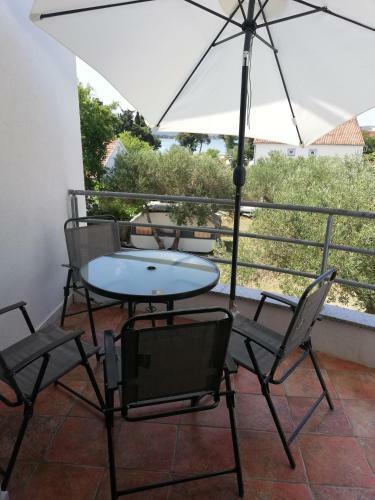 Apartmani I Kamp Turanj-?amuga