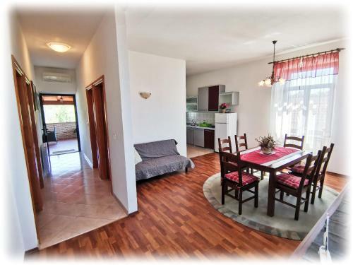 Apartamento Holiday Home Vabriga