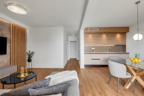 1-2. Luxury Apartments L&l Tucepi - 100m From The Beach