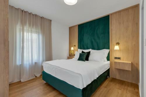 5-6 Luxury Apartments L&l Tucepi - 100m From The Beach