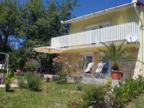 Holiday Home In Vonyarcvashegy - Balaton 42697