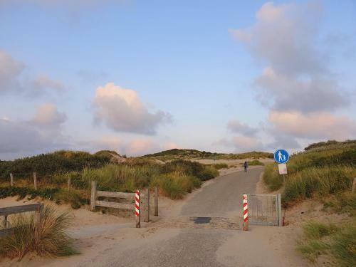 Bed & Breakfast Cozy Garden House Kijkduin Beach
