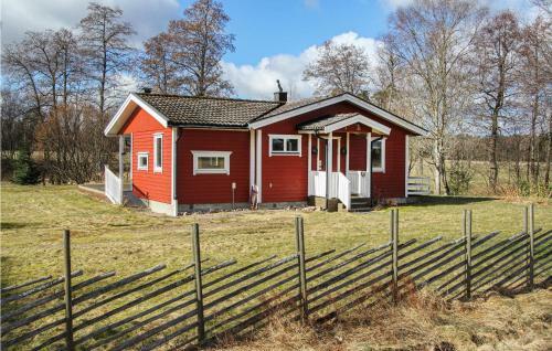 Nice Home In L�ngaryd With Wifi And 3 Bedrooms #202