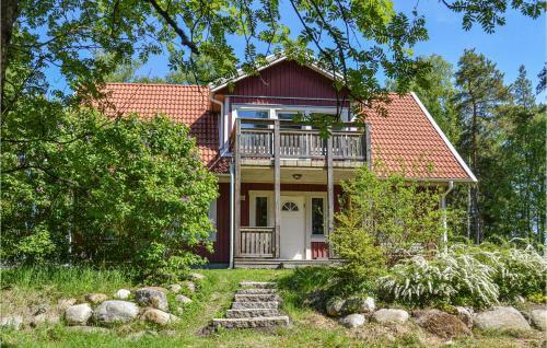 Nice Home In Mariefred With Wifi And 4 Bedrooms