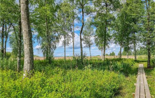 Nice Home In K�llby With Wifi And 2 Bedrooms